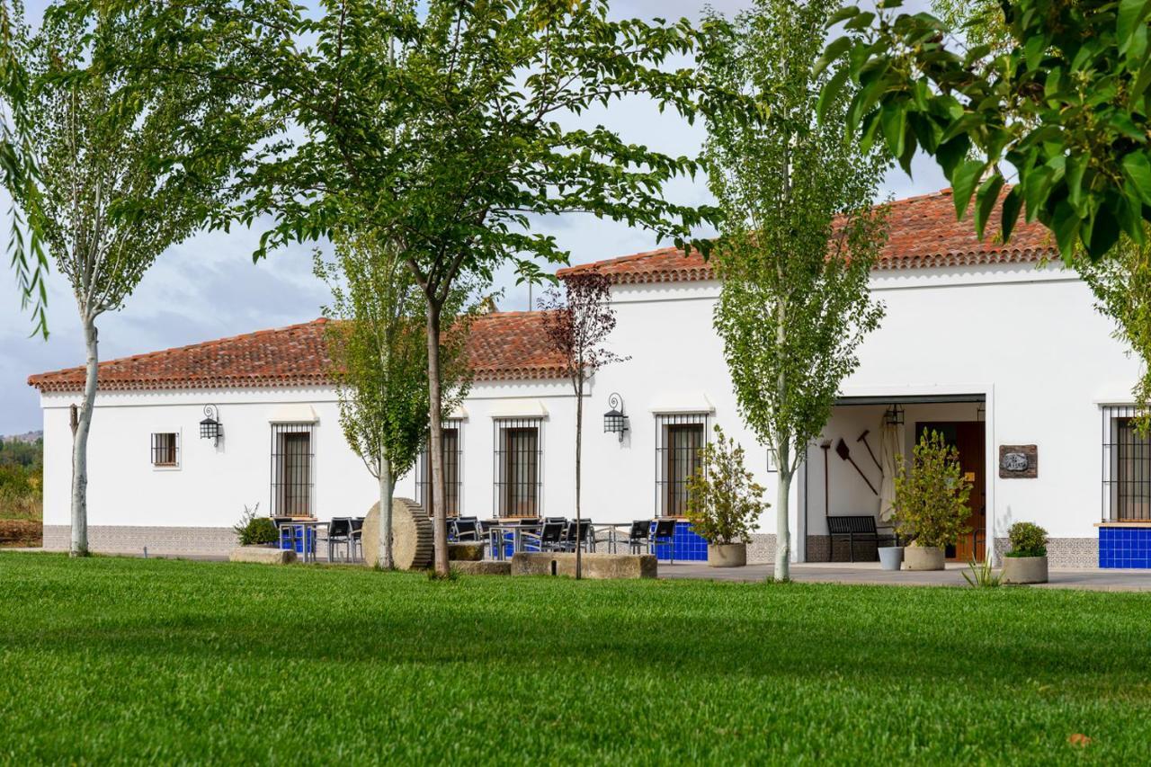 Hotel Rural Arroyo La Plata By Bossh Hotels Jerez De Los Caballeros Εξωτερικό φωτογραφία
