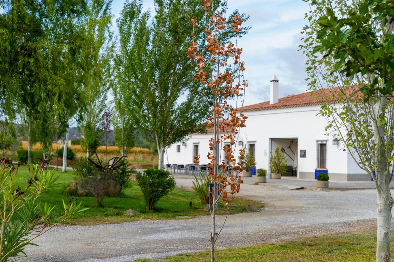 Hotel Rural Arroyo La Plata By Bossh Hotels Jerez De Los Caballeros Εξωτερικό φωτογραφία